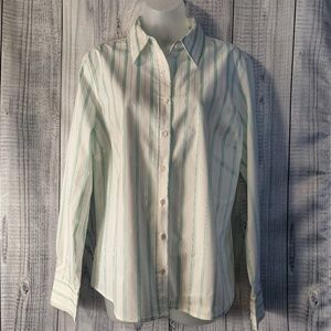NWT Izod Button Up